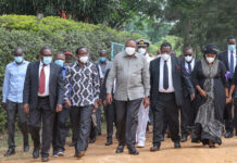 Uhuru spends night at Mudavadi’s home